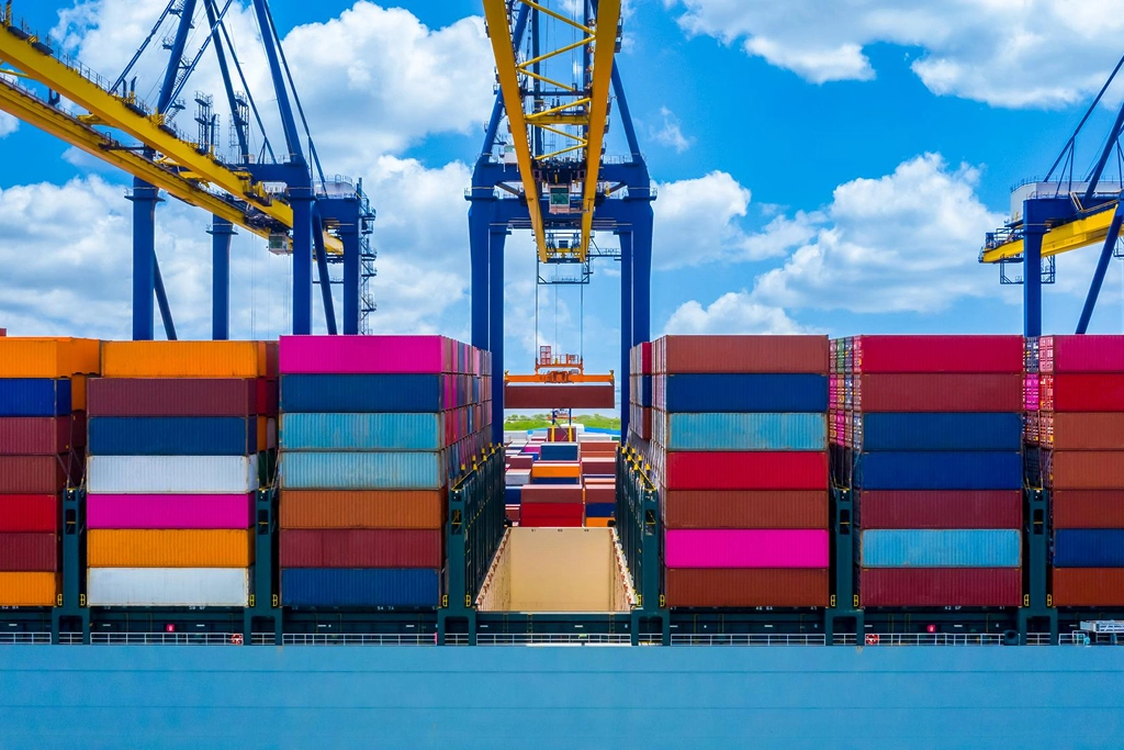 Marine logistics & cargo